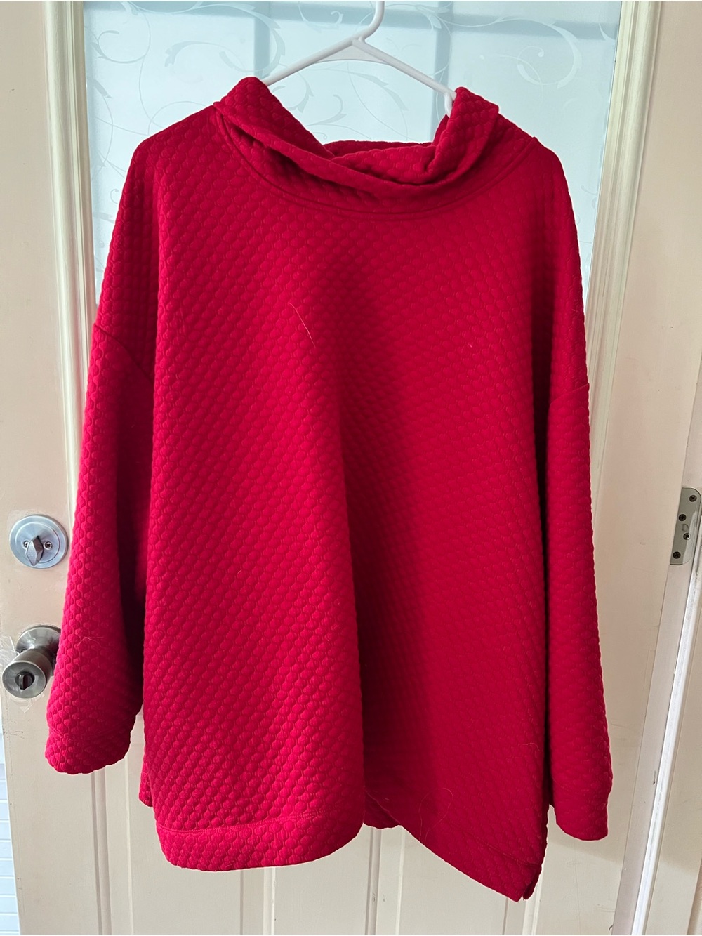Coldwater Creek 3x quilted cowl neck long sleeve tunic in red.